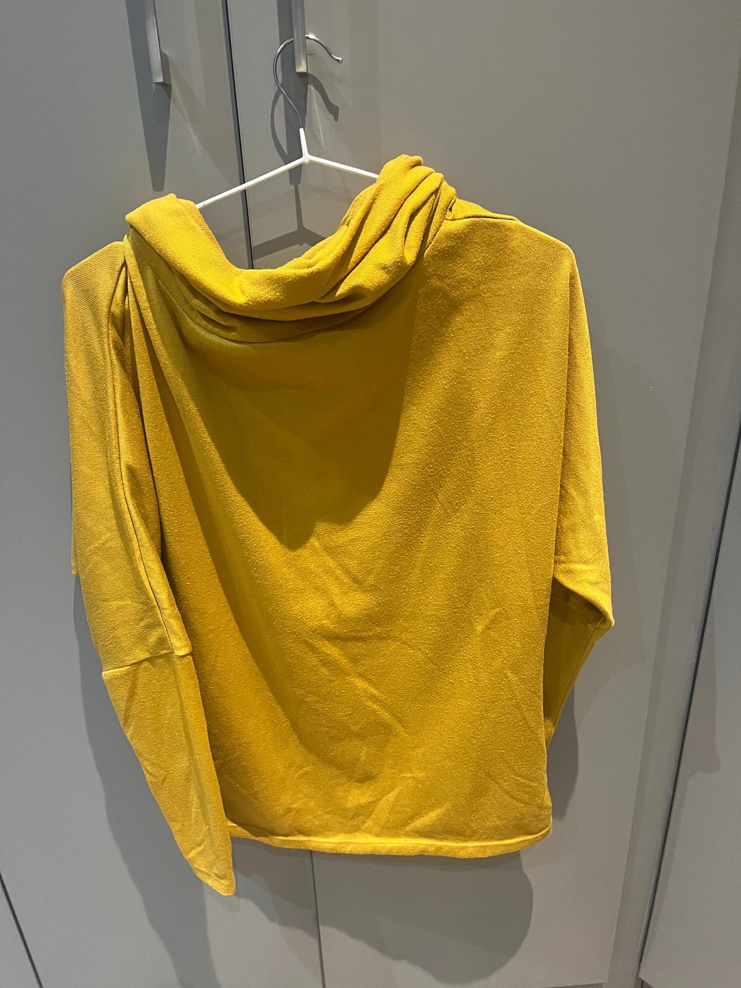 Knitted Batwing (medium) Mustard
