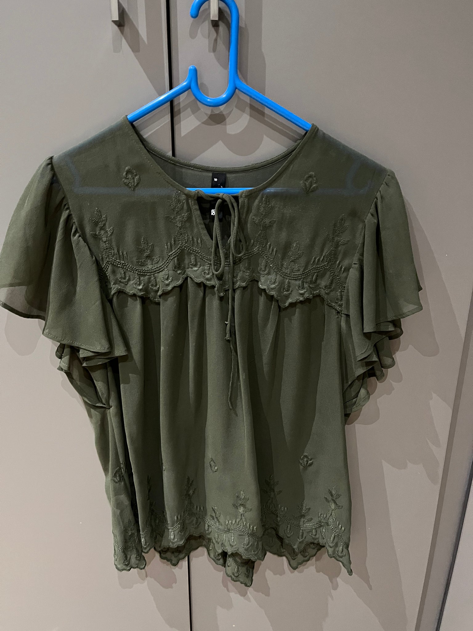 Woolies (Size 10)