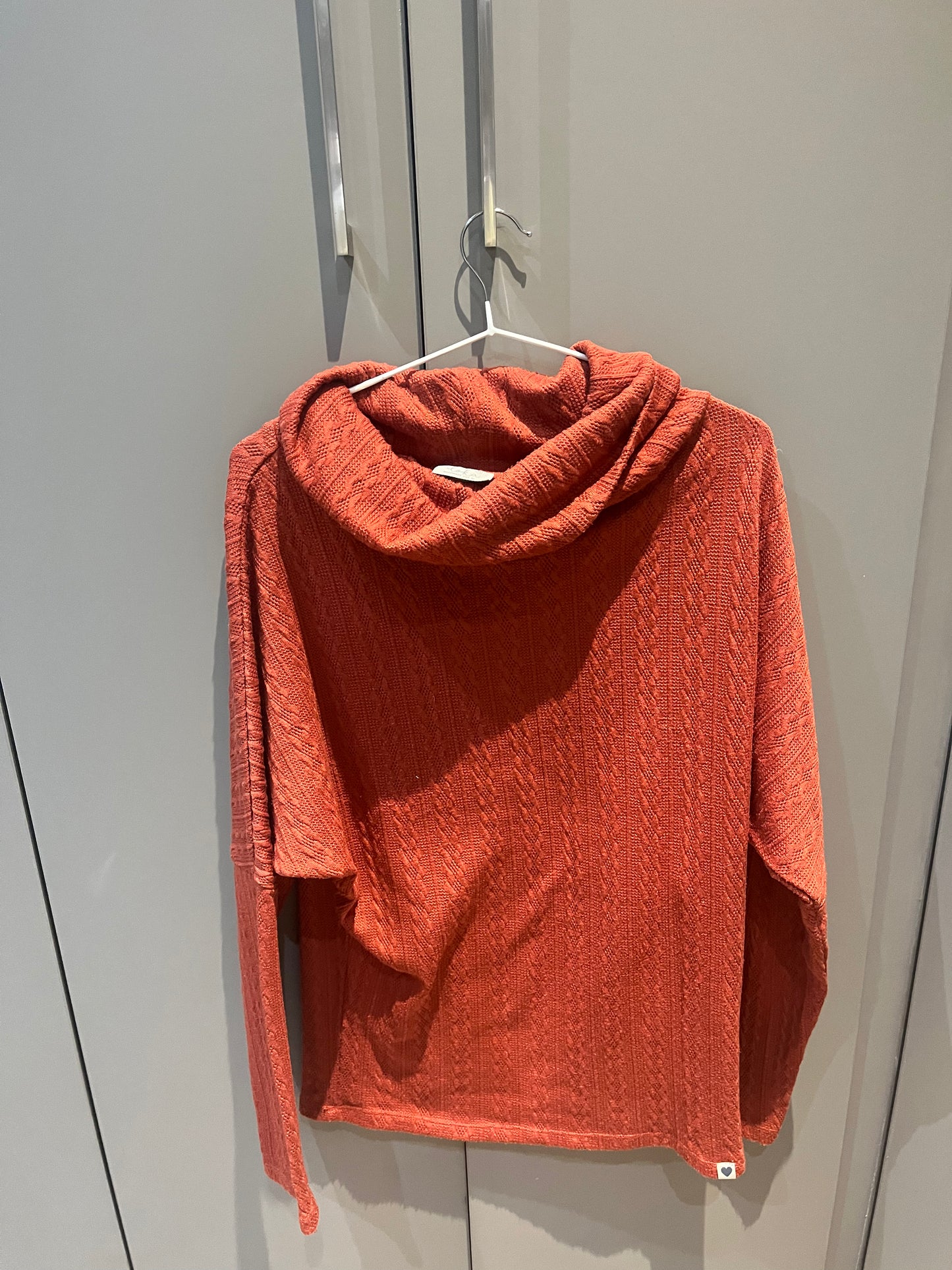 Knitted Batwing (Med) Orange