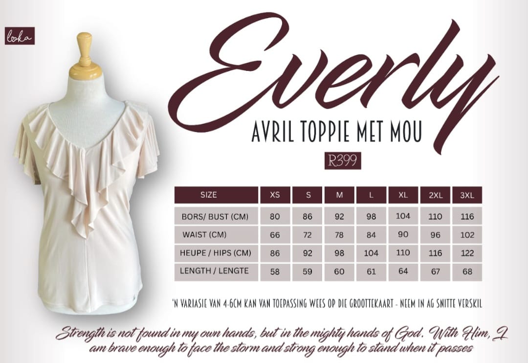 Avril top Cream (with sleeve)
